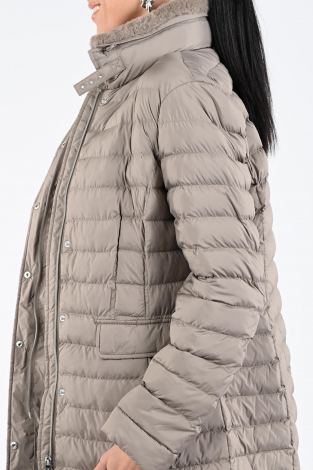 Fuchs en Schmitt 60210-7759 Bruin