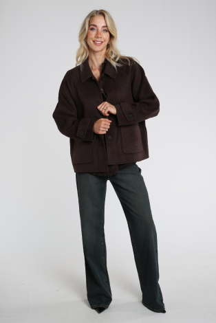 WithBlack 00001385 Bruin