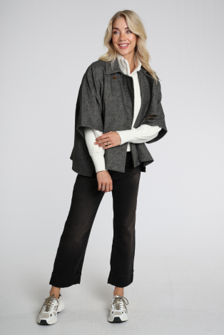 WithBlack 00001755 Bruin