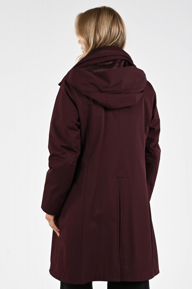 Creenstone Maggie CSN0230253 Jas Rood
