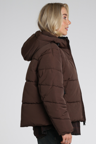 WithBlack 00001413 Bruin
