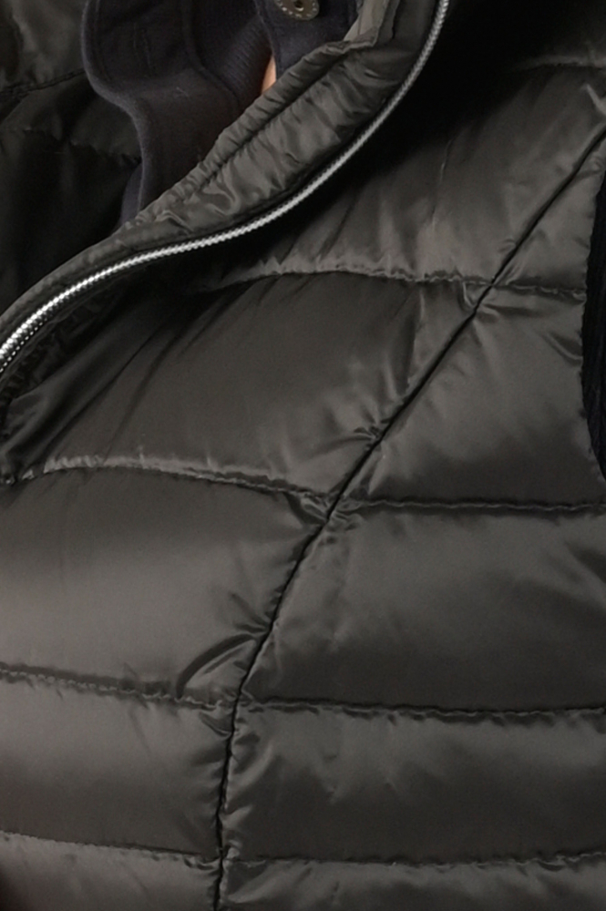 Marc Cain +E 37.15 W11 Bodywarmer Zwart