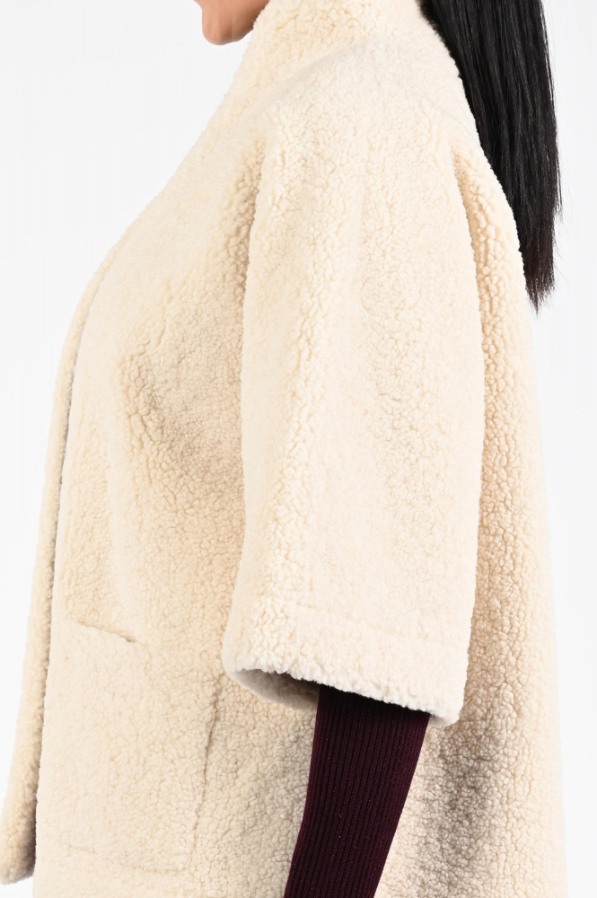 Caroline Biss 4449 Imitatie bontjas kort Beige