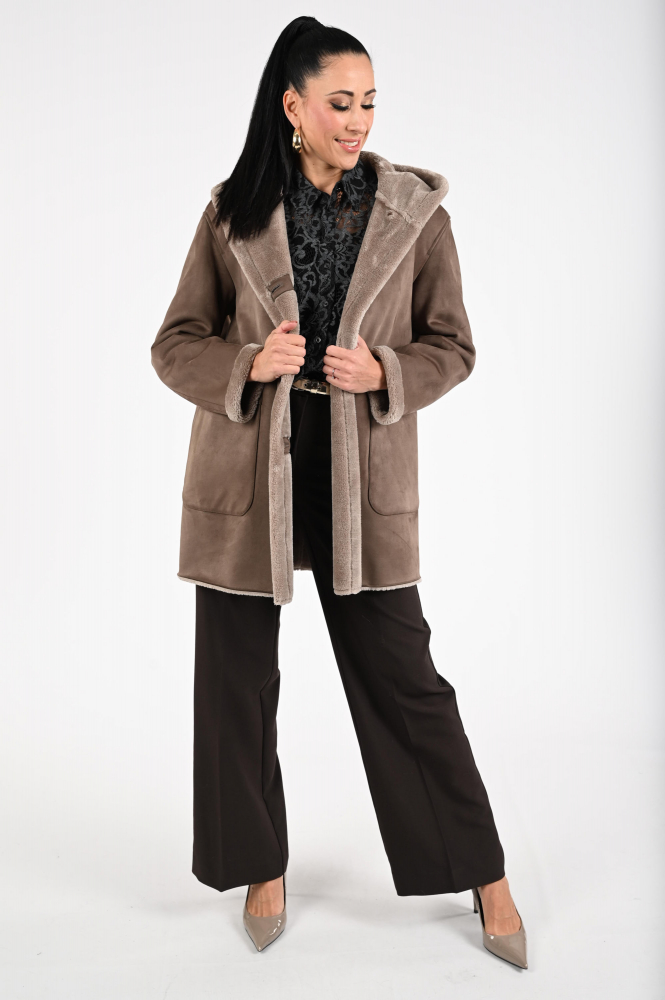 Fuchs en Schmitt 60622-9568 Imitatie bontjas kort Bruin