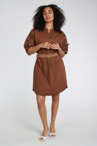 Luisa Cerano 738667-4202 Bruin