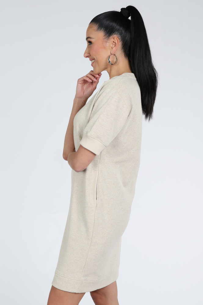 Moscow Sister 59-06 Jurk korte mouw Beige