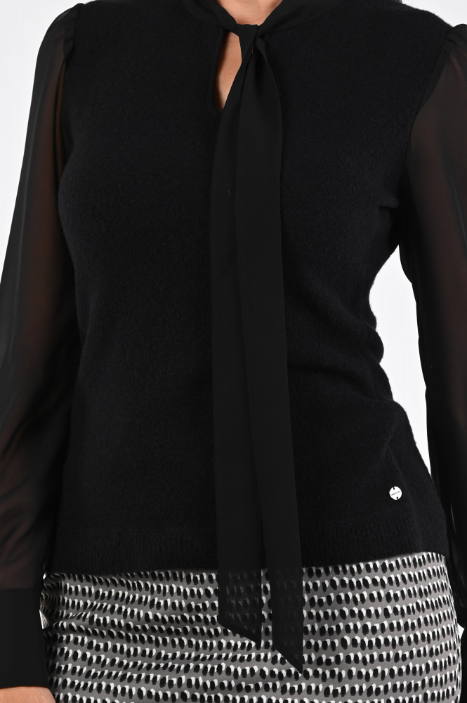 Marc Cain ZC 41.38 M30 Trui turtle neck Zwart