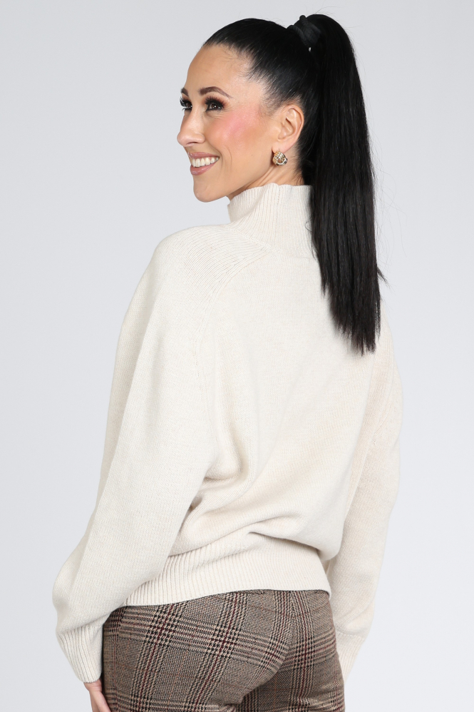 Oui 99840 Trui turtle neck Beige