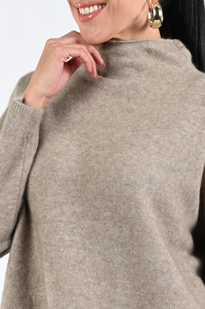 Knit-Ted Kim Trui turtle neck Bruin