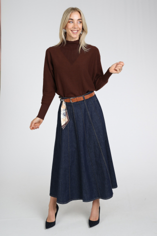 Caroline Biss 4241 Bruin