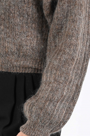 Aimée the label taran Bruin