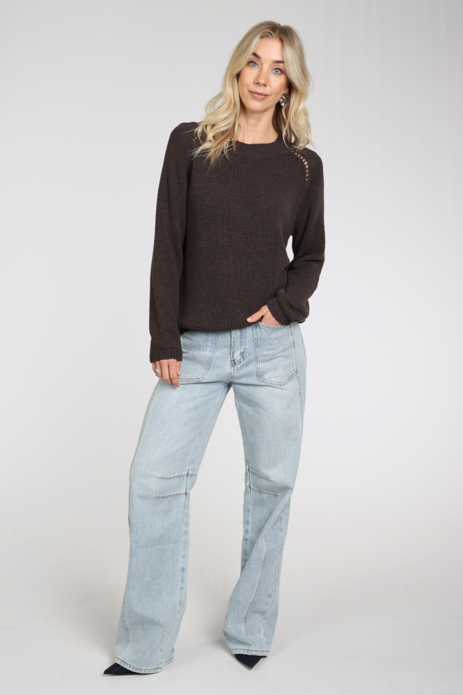 Emotions 126077 Trui Bruin