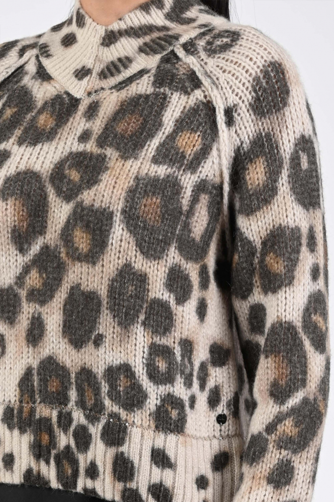 Marc Cain ZC 41.18 M33 Trui Beige