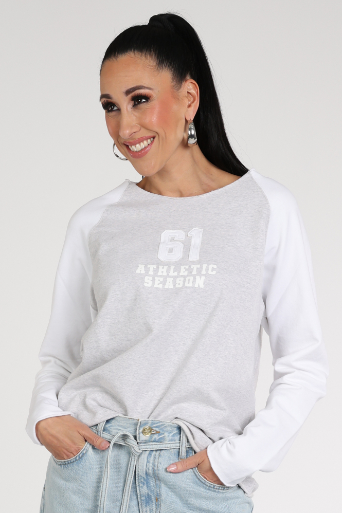 Penn & Ink S26F1832 Sweater Beige