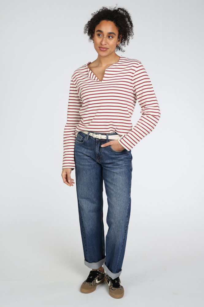 Penn & Ink S26F1806 Sweater Rood