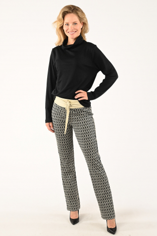 Efixelle 290421 Zwart