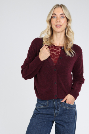 Oui 94462 Rood