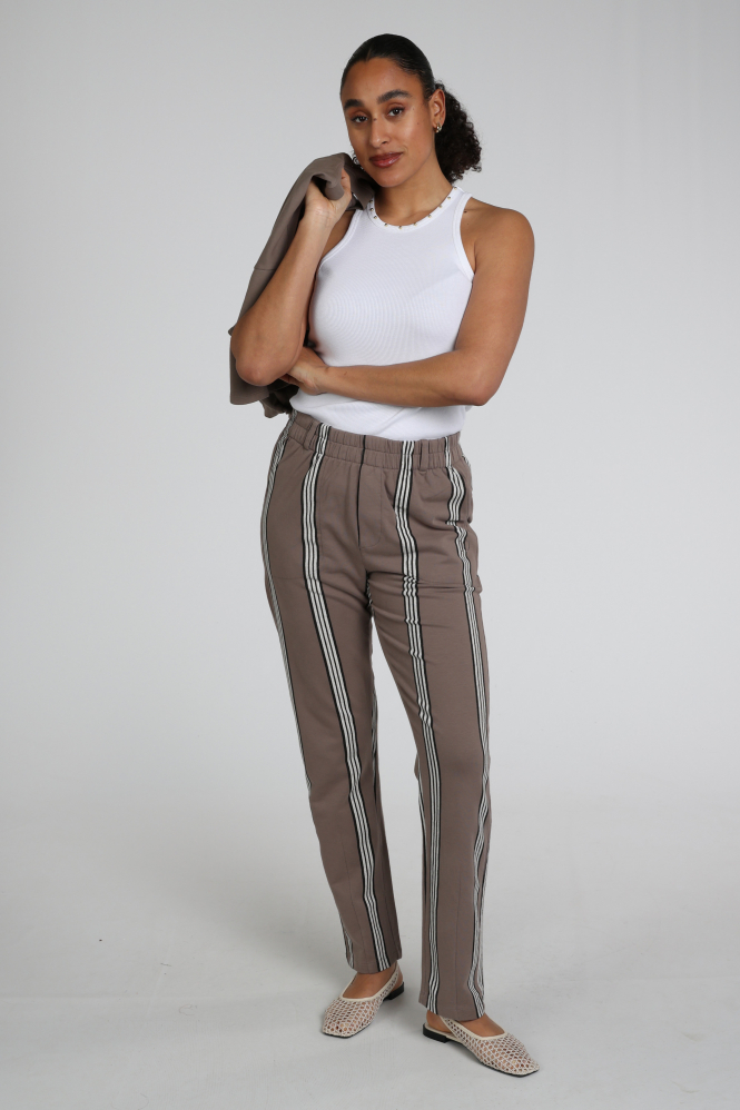 10 Days 20-450-6202 Top Wit