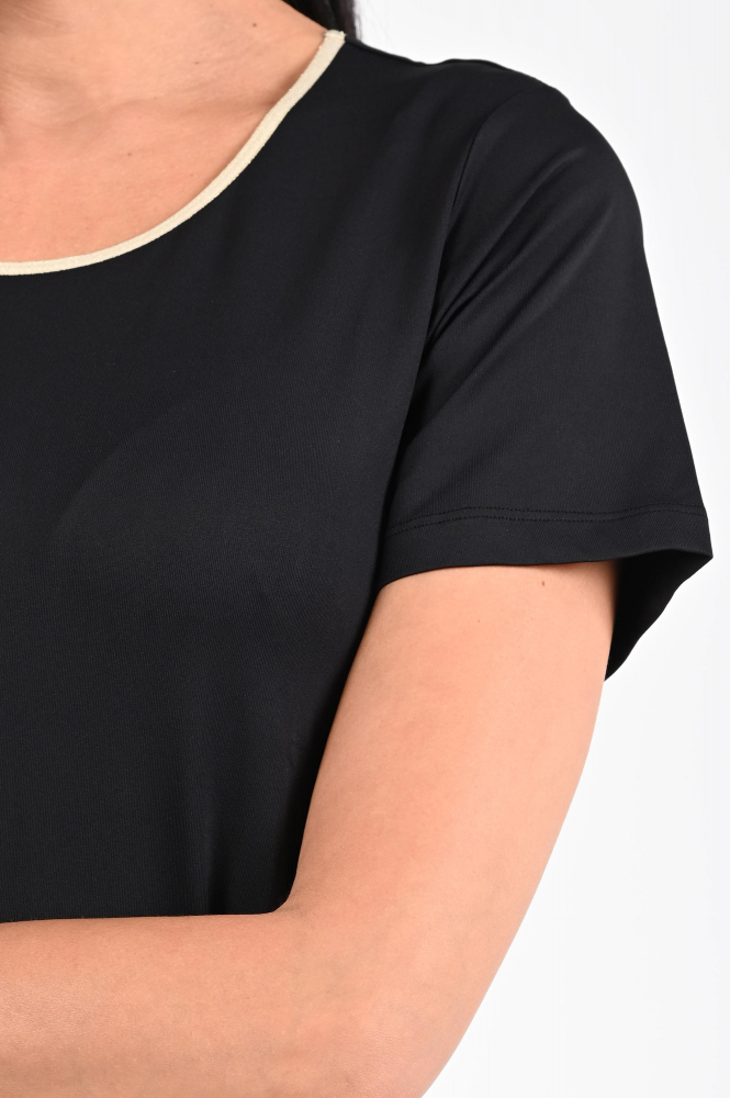 Nukus Tirza top    T-shirt korte mouw Zwart