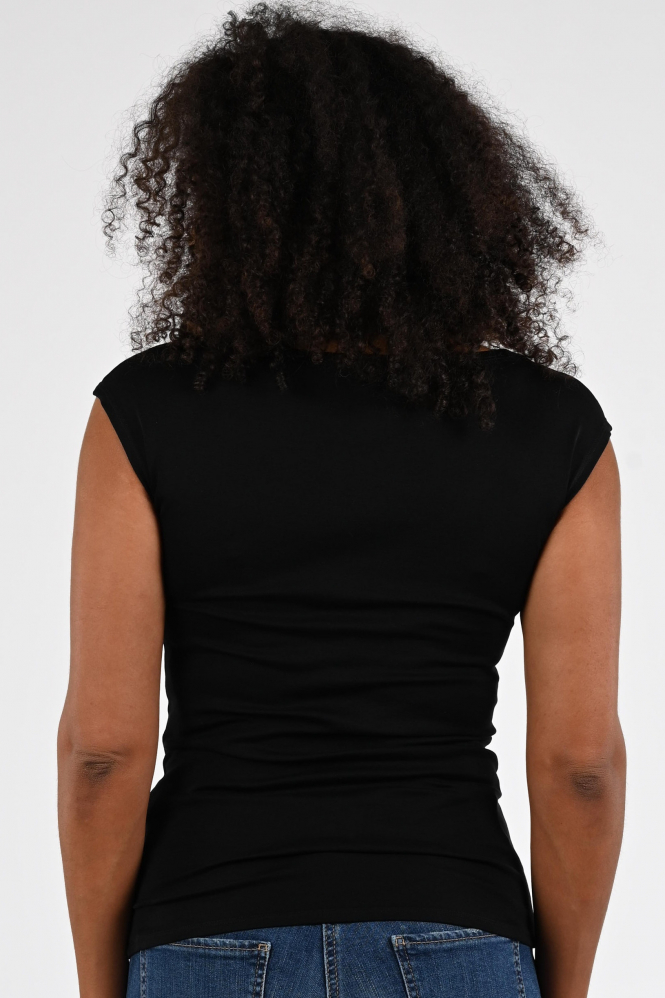 Marc Cain +E 48.37 J14 T-shirt korte mouw Zwart