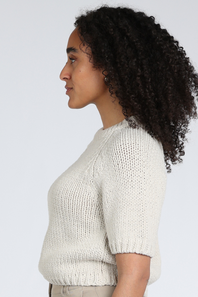 Yaya 01-000551-602. T-shirt korte mouw Beige