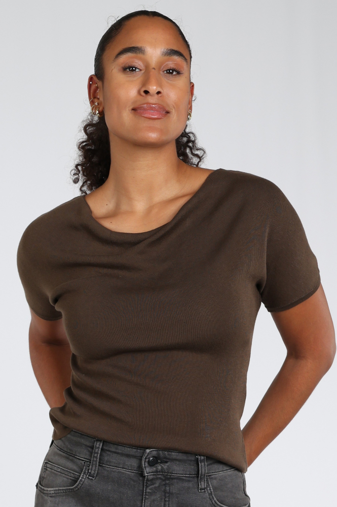 Yaya 01-000606-607 T-shirt korte mouw Bruin