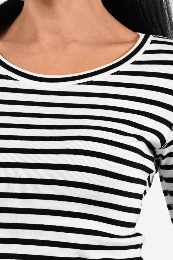 Marc Cain AA 48.09 J90 T-shirt korte mouw Zwart