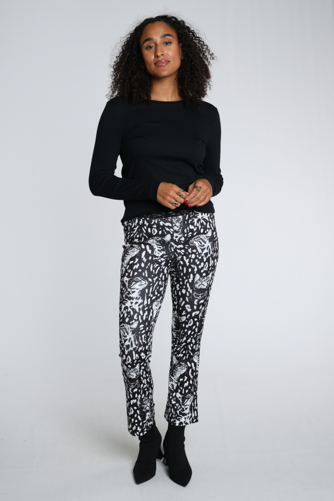 Marc Cain BS 48.74 J50 T-shirt lange mouw Zwart