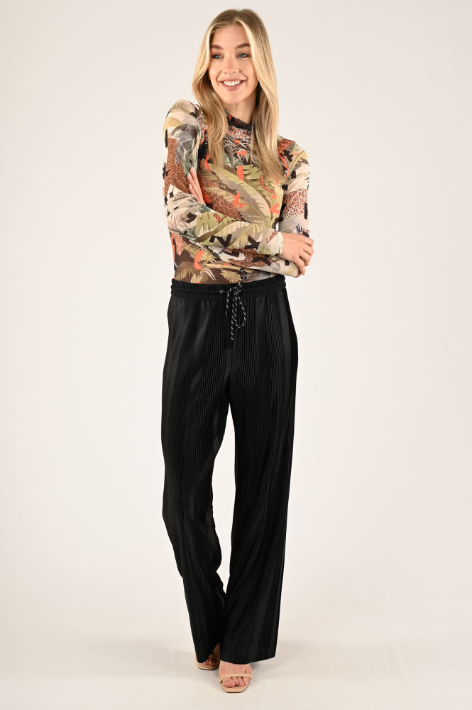 Marc Cain XS 48.03 J01 T-shirt lange mouw Zwart