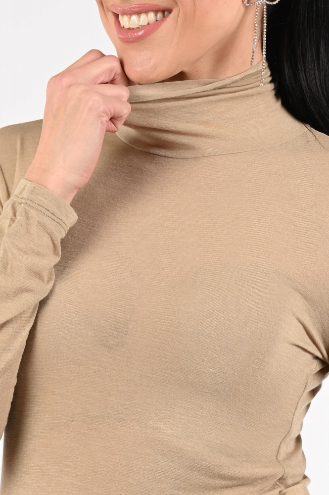 Geisha Monica Shirt turtle neck Beige
