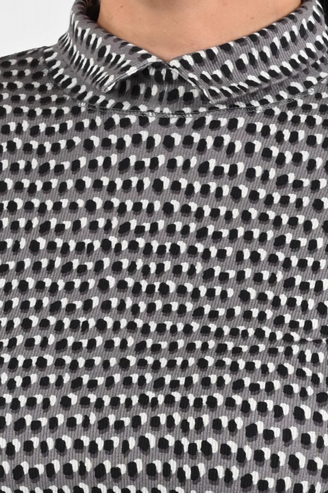 Marc Cain ZC 48.05 J62 Shirt turtle neck Bruin