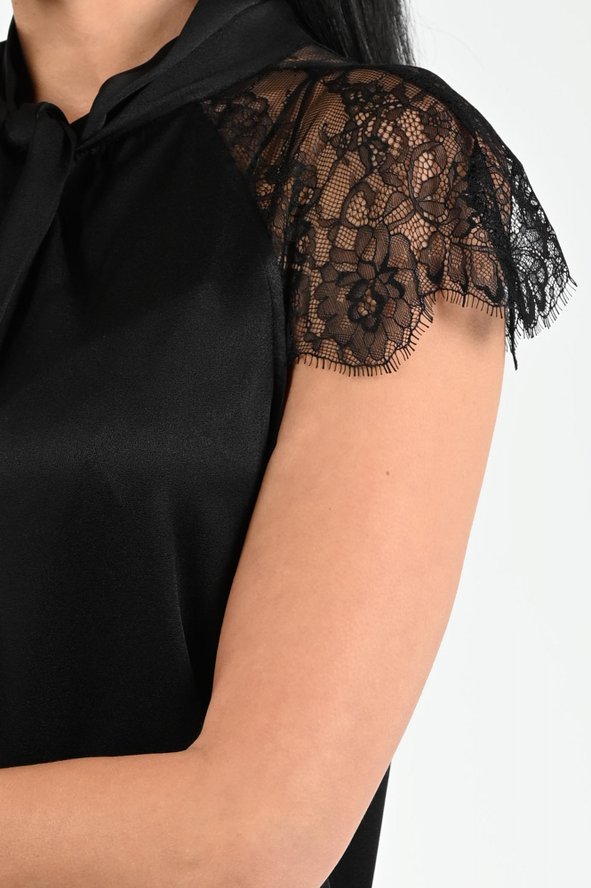 Marc Cain ZG 61.03 W12 Blouse korte mouw Zwart