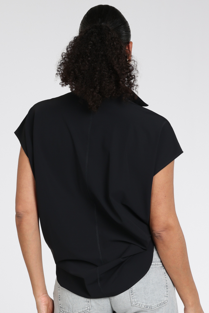 Penn & Ink LYNN Blouse korte mouw Zwart