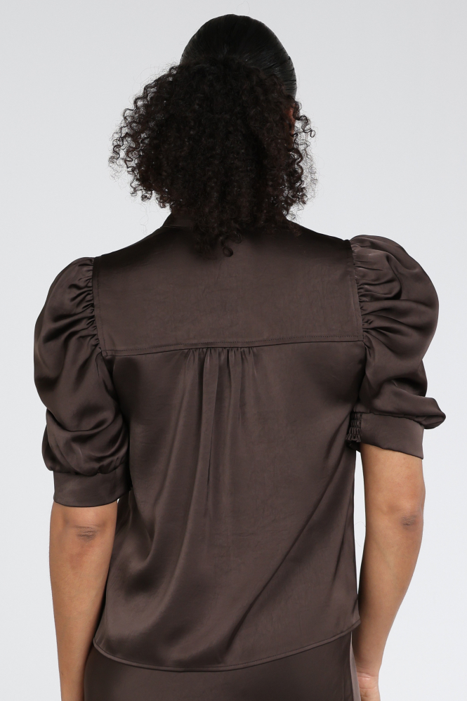 Neo Noir Roella Heavy Sateen blouse Blouse korte mouw Bruin