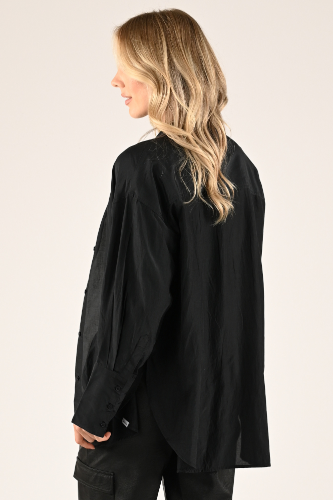 Penn & Ink W24SE009 Blouse lange mouw Zwart