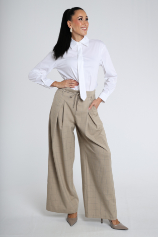 Aimée the label Jakarta  Blouse Wit