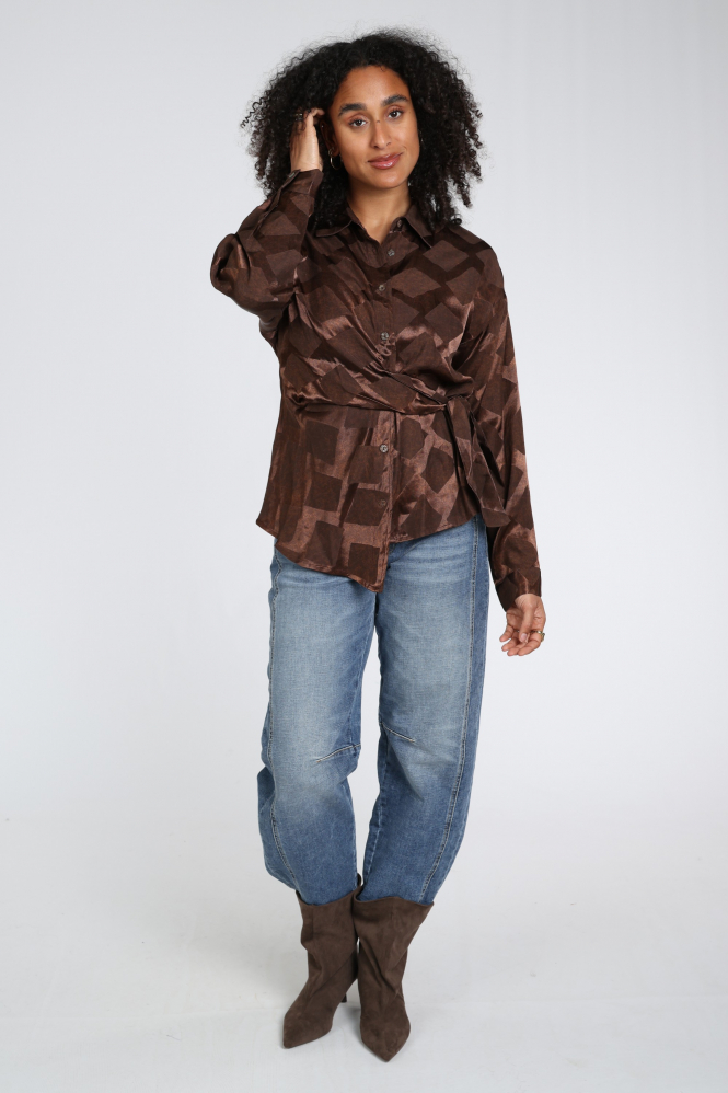 Nukus NKF02140 Blouse lange mouw Bruin