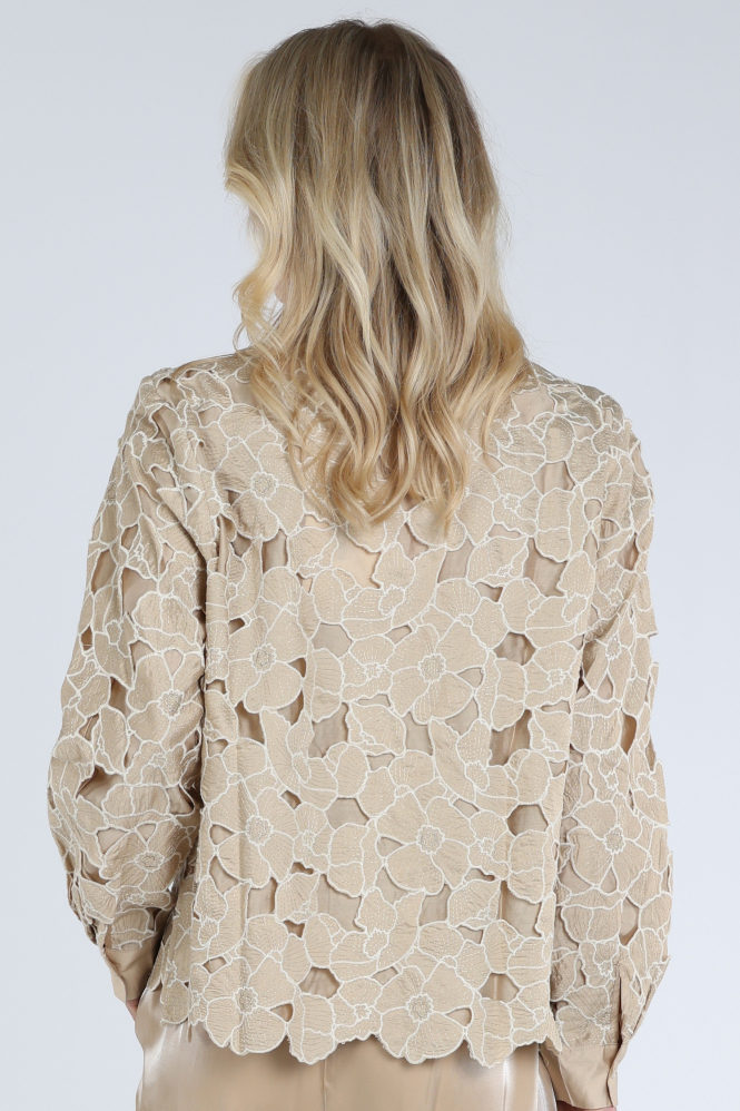 Nukus NKS02228 Blouse lange mouw Bruin