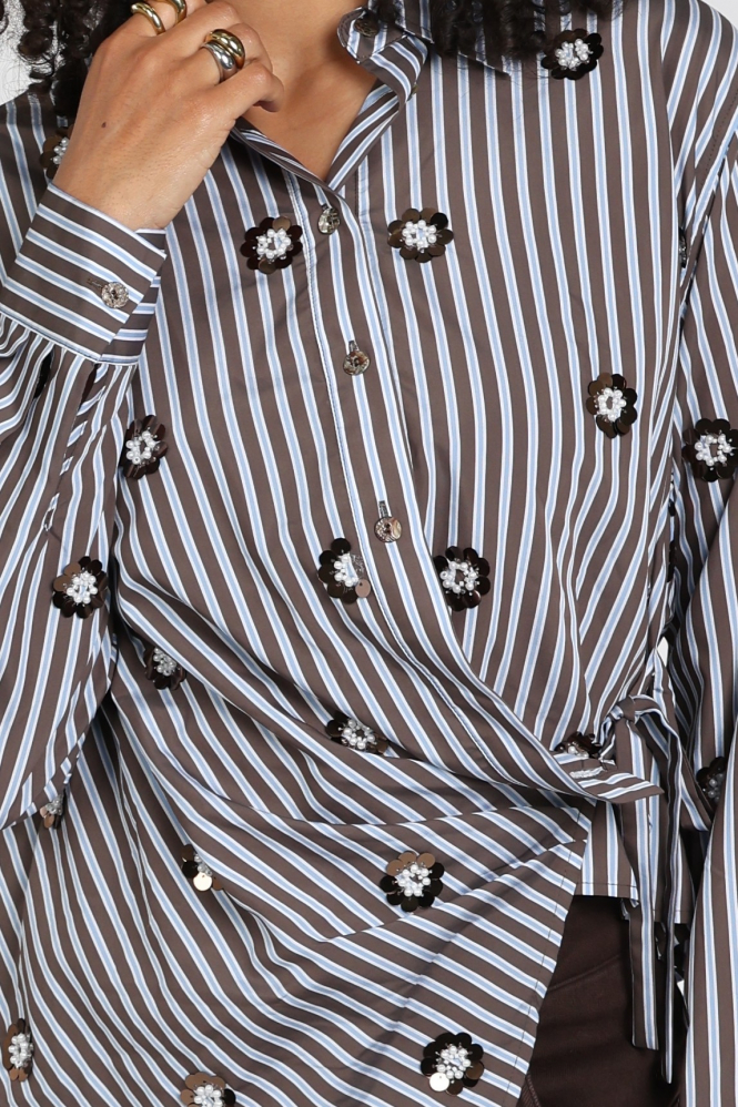 Nukus NKF02139 Blouse lange mouw Bruin