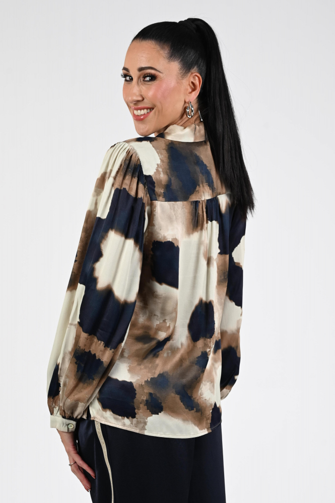 Nukus NKF02081 Blouse lange mouw Bruin