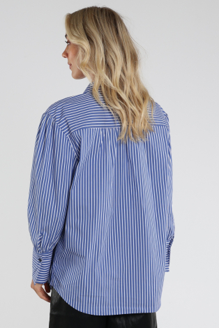 Oui 99200 Blauw