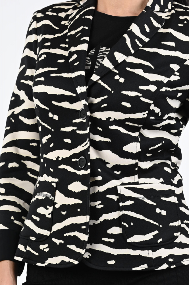 Marc Cain Sports AS 34.08 J03 Blazer Zwart