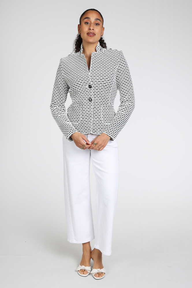 B Three jilian Blazer Wit