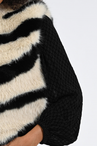 Nukus NKF08015 Zwart