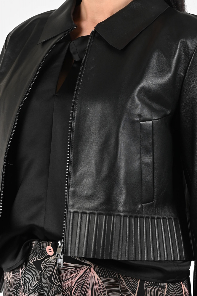 Marc Cain AC 12.04 L01 Leren blazer Zwart