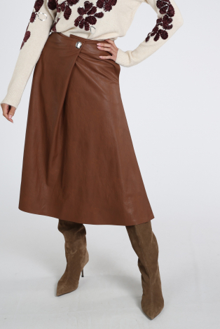 Caroline Biss 4706 Bruin