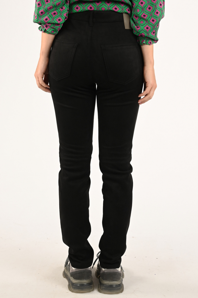 Rosner audrey 201 34423 Broek Zwart