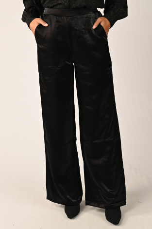 Nukus FW240313 Zwart