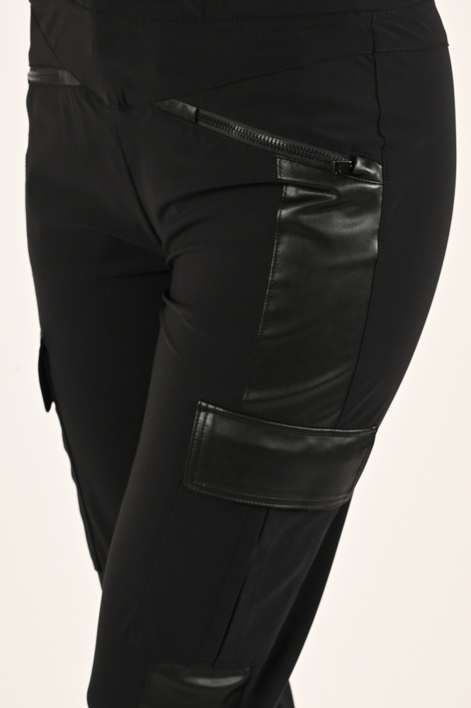 Marc Cain XS 81.31 J29 Broek Zwart