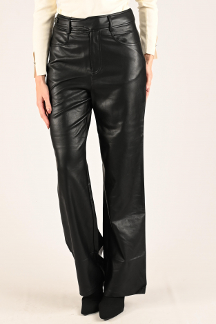 Nukus FW240322 Zwart
